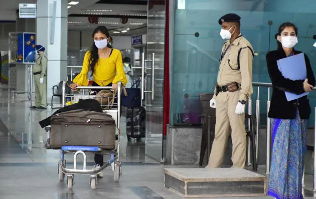 இந்தியா வருகை தரும் ஆபத்தான நாடுகளின் புதுப்பிக்கப்பட்ட பட்டியலை வெளியிட்டது மத்தியஅரசு…