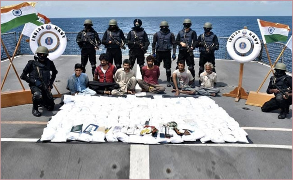 கேரள கடல் பகுதியில் கடத்தி வரப்பட்ட  ரூ.1200 கோடி மதிப்பிலான ஹெராயின் பறிமுதல்!