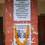 இந்திய தேர்தல் ஆணையத்துக்கு கண்ணீர் அஞ்சலி போஸ்டர் ஒட்டிய டெல்லி பல்கலைக்கழக மாணவர்கள்