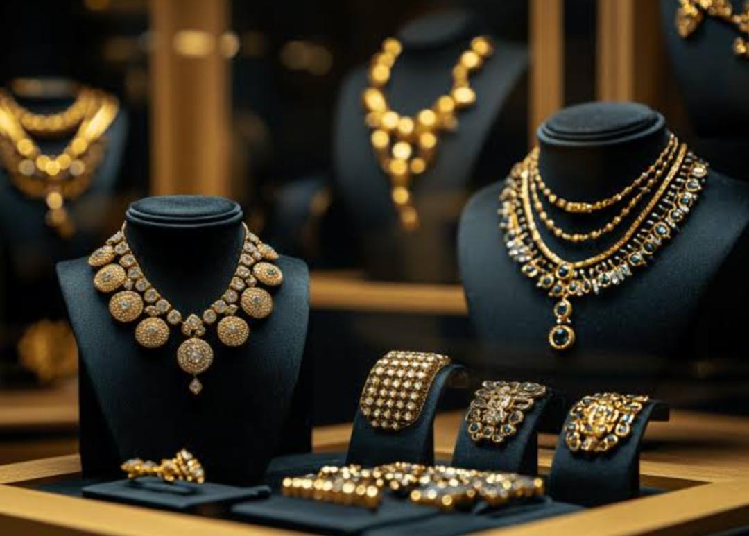 18 கேரட் தங்க நகைகள் விற்பனை அதிகரிப்பு… பத்தரை மாற்று மீதான விருப்பம் குறைந்து வருகிறது…