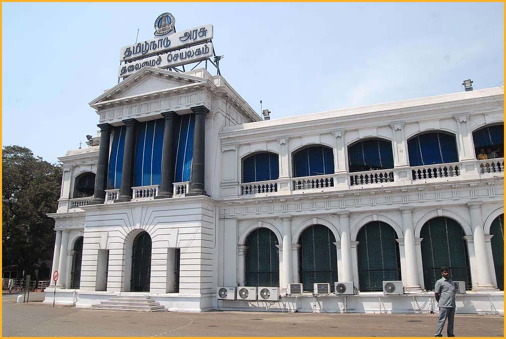 பள்ளி மேலாண்மை குழு உறுப்பினா்களுக்கு அடையாள அட்டை! தமிழ்நாடு அரசு