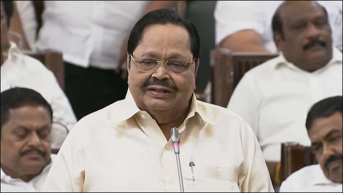 மக்கள் மேட்டூர் அணையில் நீர் திறப்பையொட்டி விழிப்புடன் இருக்க வேண்டும் : அமைச்சர் துரைமுருகன்