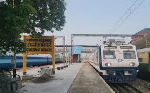 சென்னையின் முதல் ஏ சி மின்சார ரயில் குறித்த விவரங்கள்