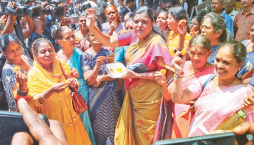 அனைத்திந்திய மாதர் சங்கத்தினர் திமுக அரசுக்கு பாராட்டு