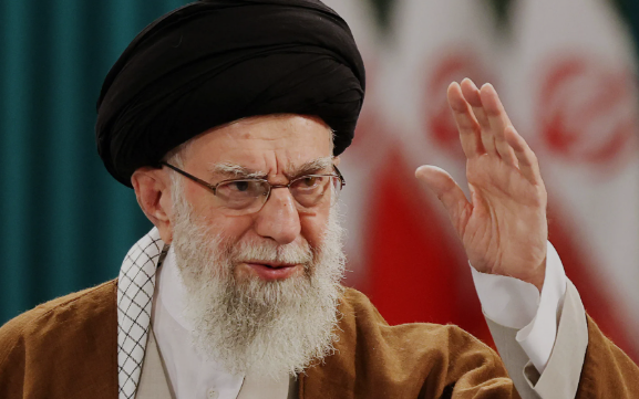 யூத ஆதரவு சியோனிஸ்டுகள் உடனடியாக தண்டிக்கப்படுவார்கள் : ஈரான் தலைவர் கமேனி