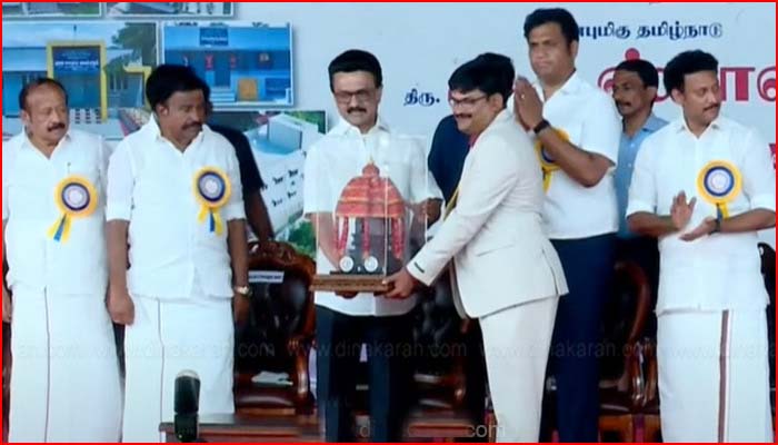  திருவாரூரில் நடைபெற்ற அரசு விழாவில்  67,181 பயனாளிகளுக்கு நலத்திட்ட உதவிகள், 2,423 புதிய திட்டப் பணிகளுக்கு அடிக்கல் மற்றும்புதிய அறிவிப்புகளை வெளியிட்டார் முதல்வர்…