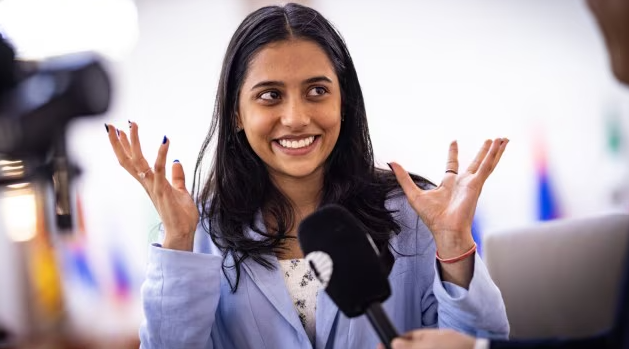 2025 FIDE மகளிர் உலகக் கோப்பை செஸ்… இந்தியாவின் திவ்யா தேஷ்முக் கிராண்ட்மாஸ்டருக்கான தகுதிபெற்றார்…