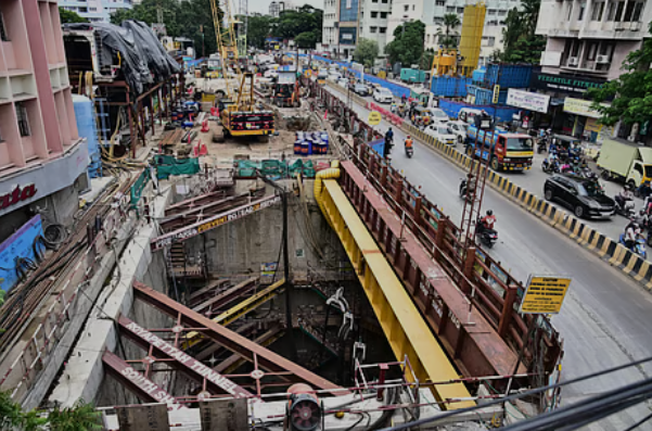 சென்னை மெட்ரோ ரயில் பணிகள் ஆள்பற்றாக்குறை காரணமாக குறித்த நேரத்தில் முடிப்பதில் சிக்கல்…