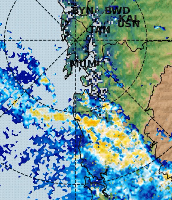 மும்பையில் ‘ஆரஞ்சு அலர்ட்’… விமானங்கள் தாமதம்…