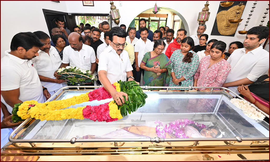 ஐஏஎஸ் அதிகாரி பீலா வெங்கடேசன் உடலுக்கு முதல்வர் ஸ்டாலின் அஞ்சலி!