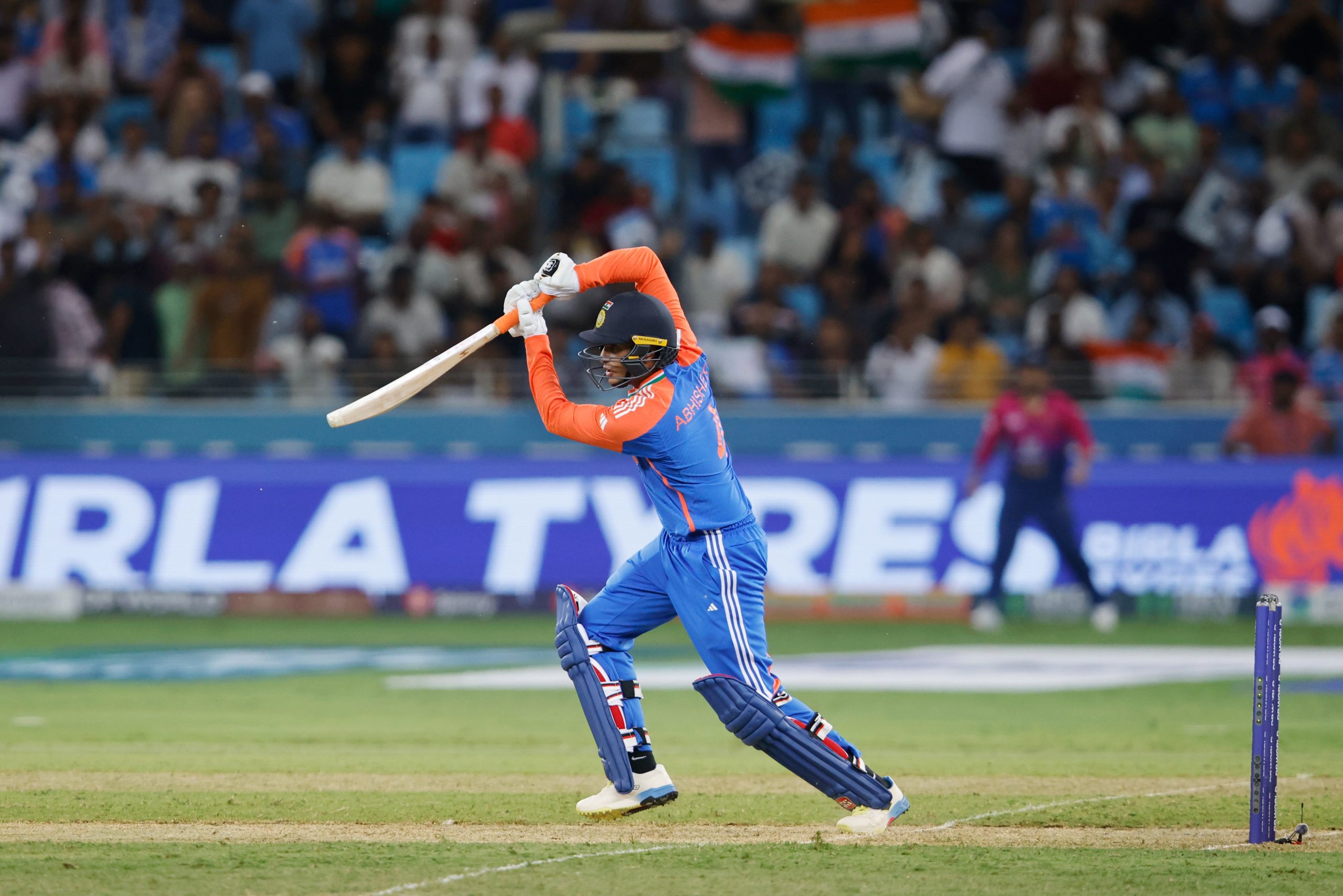 இந்தியா-பாகிஸ்தான் கிரிக்கெட் போட்டியை ரத்து செய்யக் கோரிய மனுவை அவசரமாக விசாரிக்க உச்சநீதிமன்றம் மறுப்பு