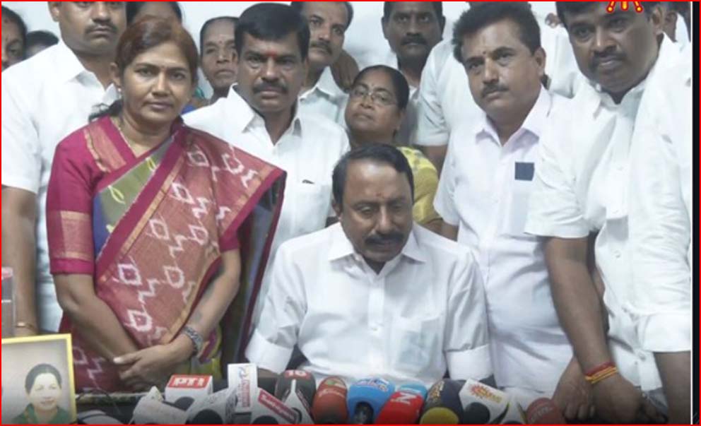 பிசுபிசுத்து போனது 10நாள் கெடு: தொண்டர்கள் கருத்தையே நான் பிரதிபலித்தேன் என செங்கோட்டையன் தகவல்…