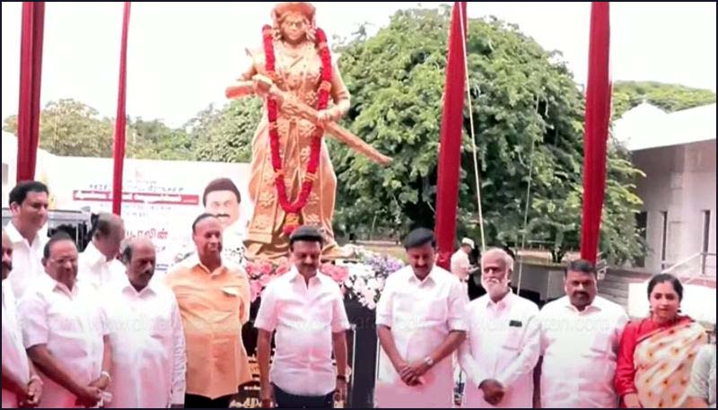 கலைஞர் நூற்றாண்டு கட்டடம், ஈக்வினிக்ஸ் தரவு மையம், வேலுநாச்சியார் திருவுருவச் சிலையை திறந்து வைத்தார் முதல்வர் ஸ்டாலின்…