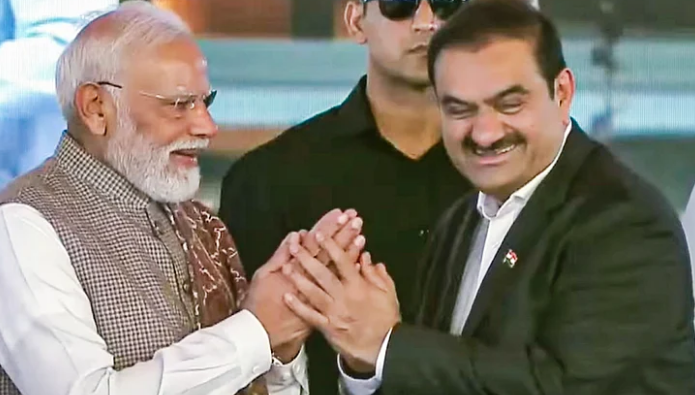 அதானி குழுமத்திற்கு எல்ஐசி ₹34,000 கோடி நிதி உதவி: வாஷிங்டன் போஸ்ட் அதிர்ச்சி ரிப்போர்ட்