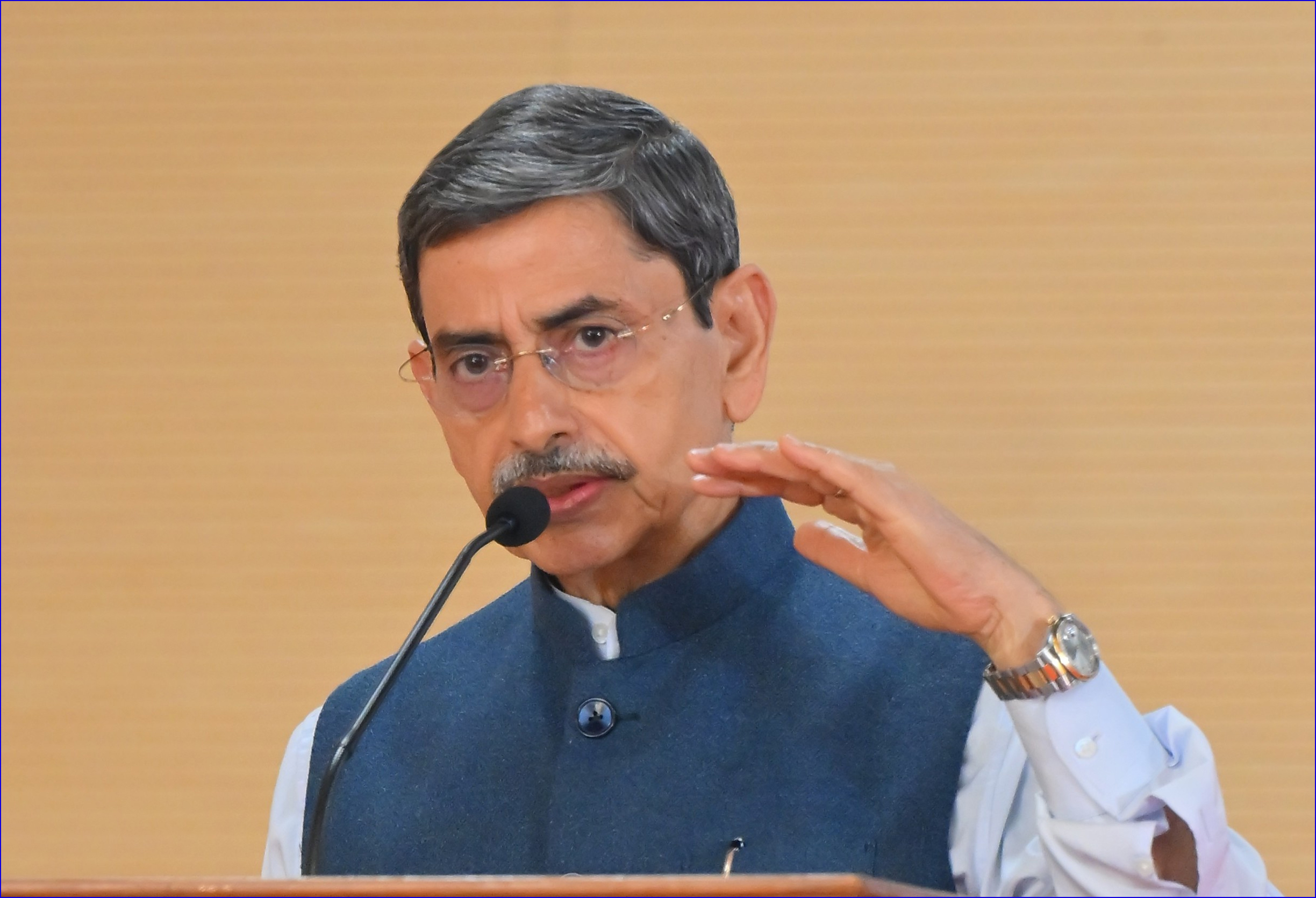 தமிழகத்தில் நாள் ஒன்றுக்கு, 65 பேர் தற்கொலை! ஆளுநர் ஆர்.என்.ரவி அதிர்ச்சி தகவல்