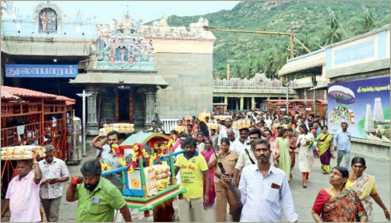 நாளை மகாதீபம்: அண்ணாமலையார் கோயில் மகா தீப திரிகளுக்கு சிறப்பு பூஜை! 24 இடங்களில் தற்காலிக பஸ் நிலையங்கள்