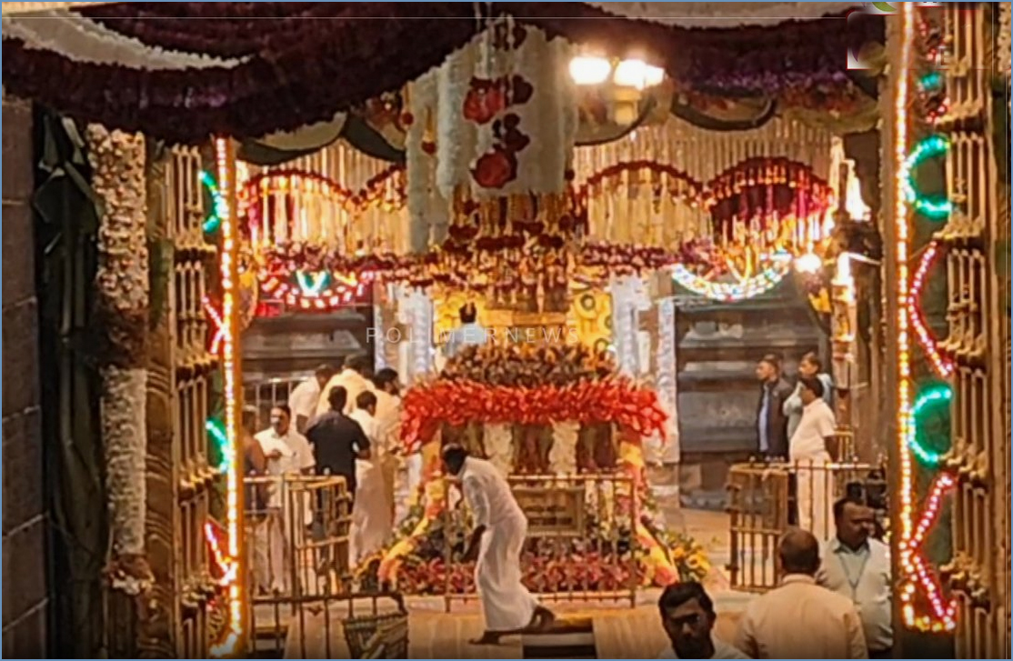 இன்று வைகுண்ட ஏகாதசி: திருப்பதி, ஸ்ரீரங்கம், திருவல்லிக்கேணி உள்பட பெருமாள் கோவில்களில் சொர்க்க வாசல் திறப்பு…