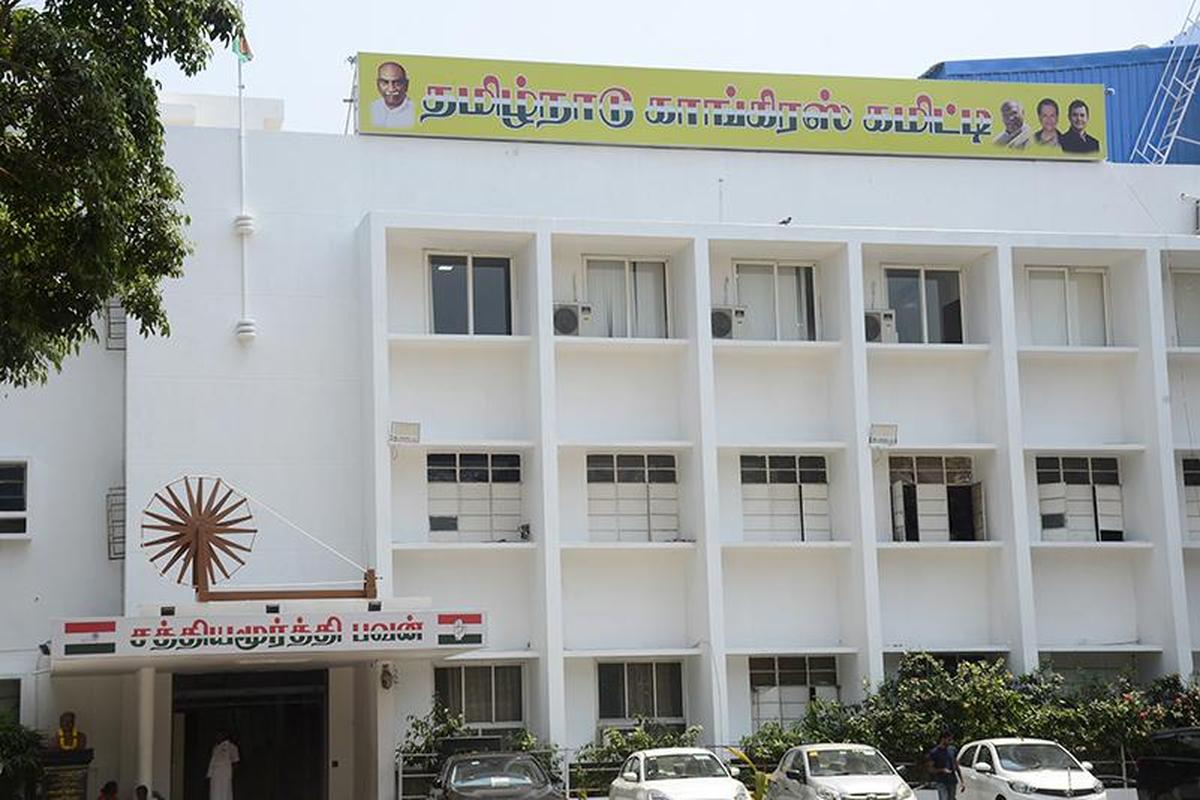 தமிழ்நாடு காங்கிரஸ் கமிட்டியின் 71 புதிய மாவட்ட தலைவர்கள் நியமனம்… AICC வெளியிட்ட முழு பட்டியல்