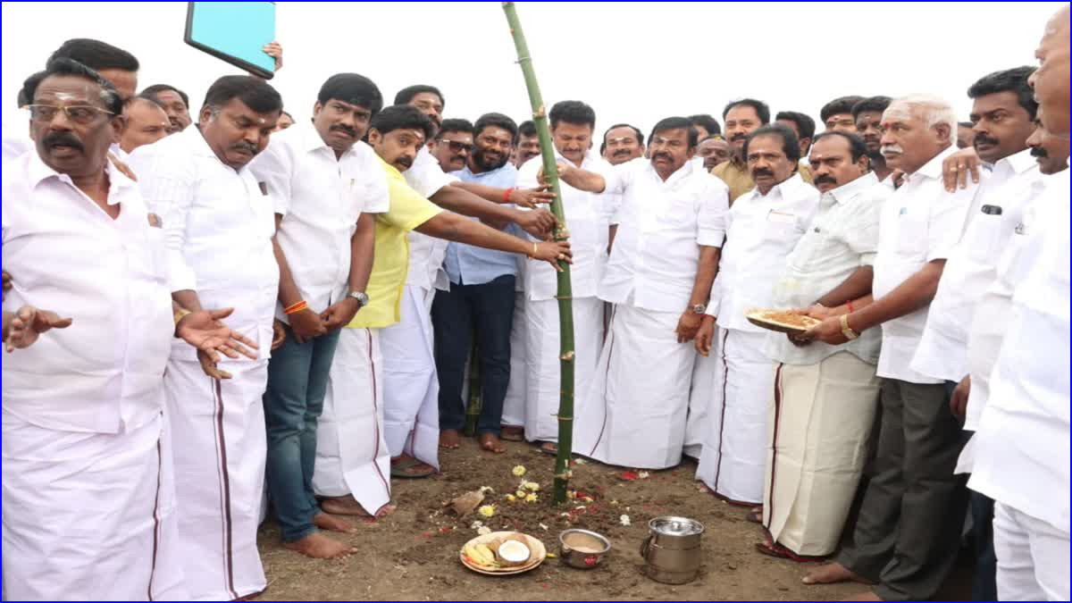 மார்ச் 8 ஆம் தேதி திருச்சியில் திமுக மாநாடு! பந்தல்கால் நட்டார் அமைச்சர் கே.என்.நேரு