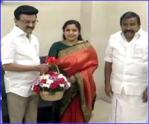 திமுகவில் இணைந்தார் தவெக மகளிர் அணி நிர்வாகி நடிகை ரஞ்சனா நாச்சியார்