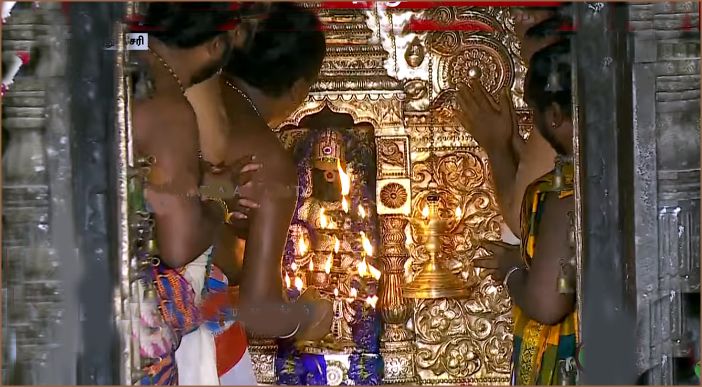 கும்ப ராசியிலிருந்து மீன ராசிக்கு இடம் பெயர்ந்தார் சனிபகவான்! திருநள்ளாரில் அலைமோதும் பக்தர்கள் கூட்டம்…