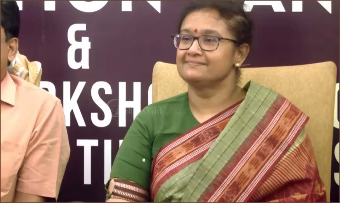 மருத்துவ காரணத்திற்காக பொதுமக்கள் ஆதாரத்தை காட்டி ரூ.50000க்கு மேல்  பணம் எடுத்துச்செல்ல அனுமதி! அர்ச்சனா பட்நாயக்