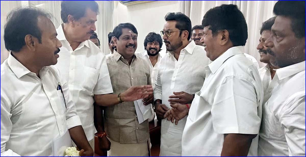 கட்சியில் பதவி கொடுக்கப்படுமா?  பாஜக தலைவர் நயினார் நாகேந்திரனை சந்தித்தார் சரத்குமார் …