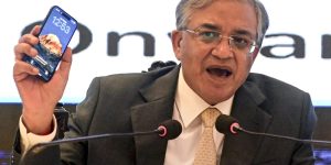 ‘இப்படி பேச முடியாது’ – CEC-க்கு எதிராக பதிலடி; தேர்தல் பார்வையாளர் நீக்கம்