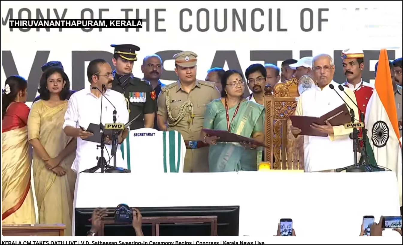 கேரள மாநில முதல்வராக சதீசன் மற்றும் 20 அமைச்சர்கள் பதவி ஏற்றனர்….