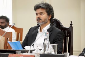 அமைச்சரவைக் கூட்டங்களில் வெளிமாநிலத்தைச் சேர்ந்த இருவர் பங்கேற்பு ? டிஜிபியிடம் திமுக புகார்